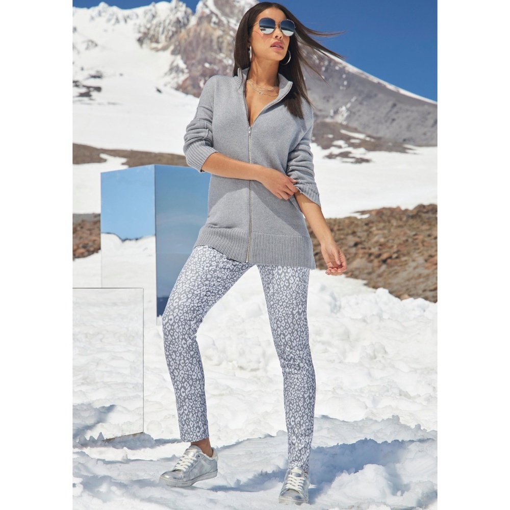 Boston Proper, Metallic Snow Leopard Ankle Jean, Size 8